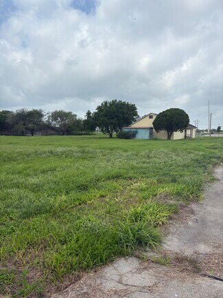 Plus de détails pour 1814 Lodge Ln, Corpus Christi, TX - Spécialisé à vendre