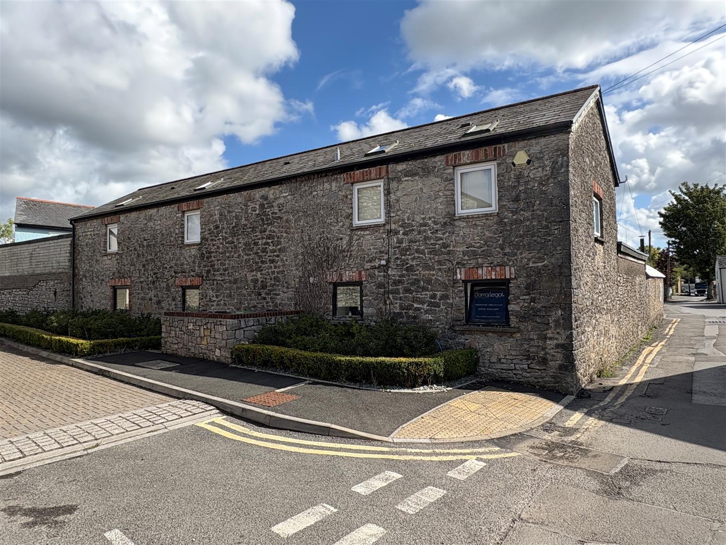 North Rd, Cowbridge à louer Photo principale– Image 1 sur 5