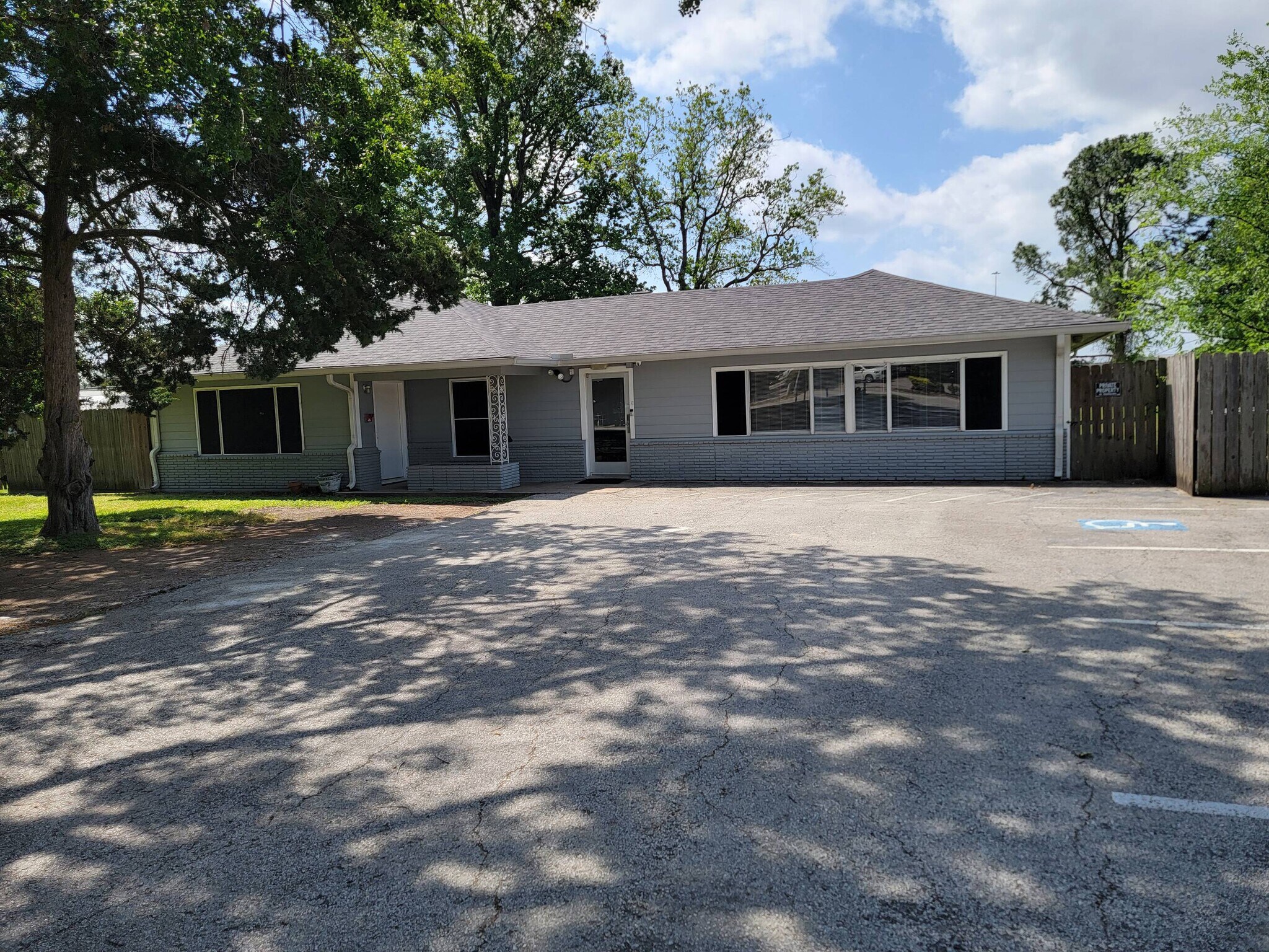 5109 E 5th St, Katy, TX à vendre Photo de l’immeuble– Image 1 sur 15