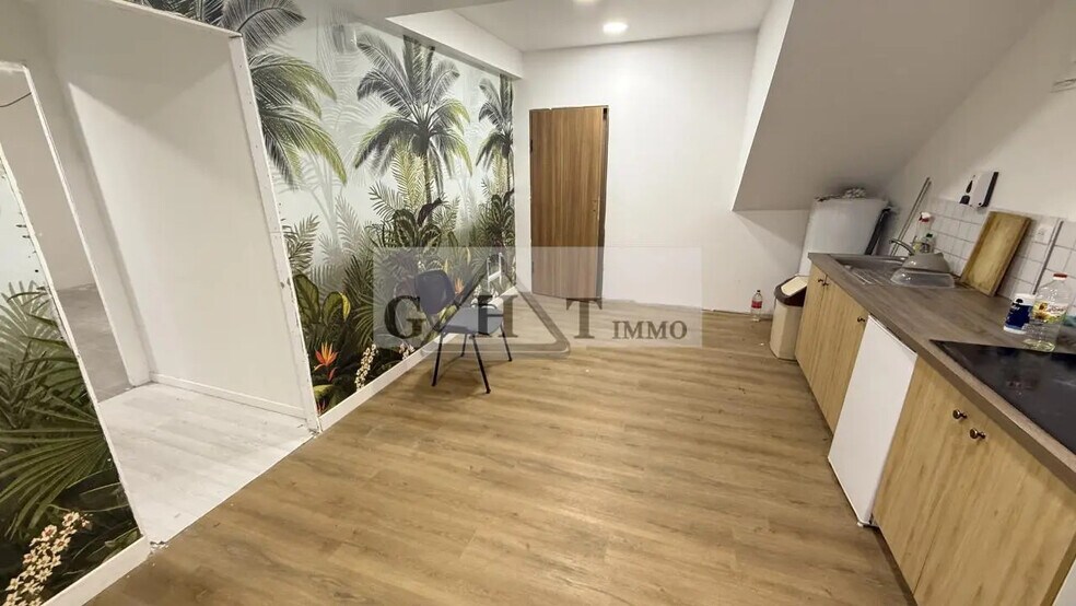 Industriel/Logistique dans Villenoy à vendre - Photo de l’immeuble – Image 1 sur 16