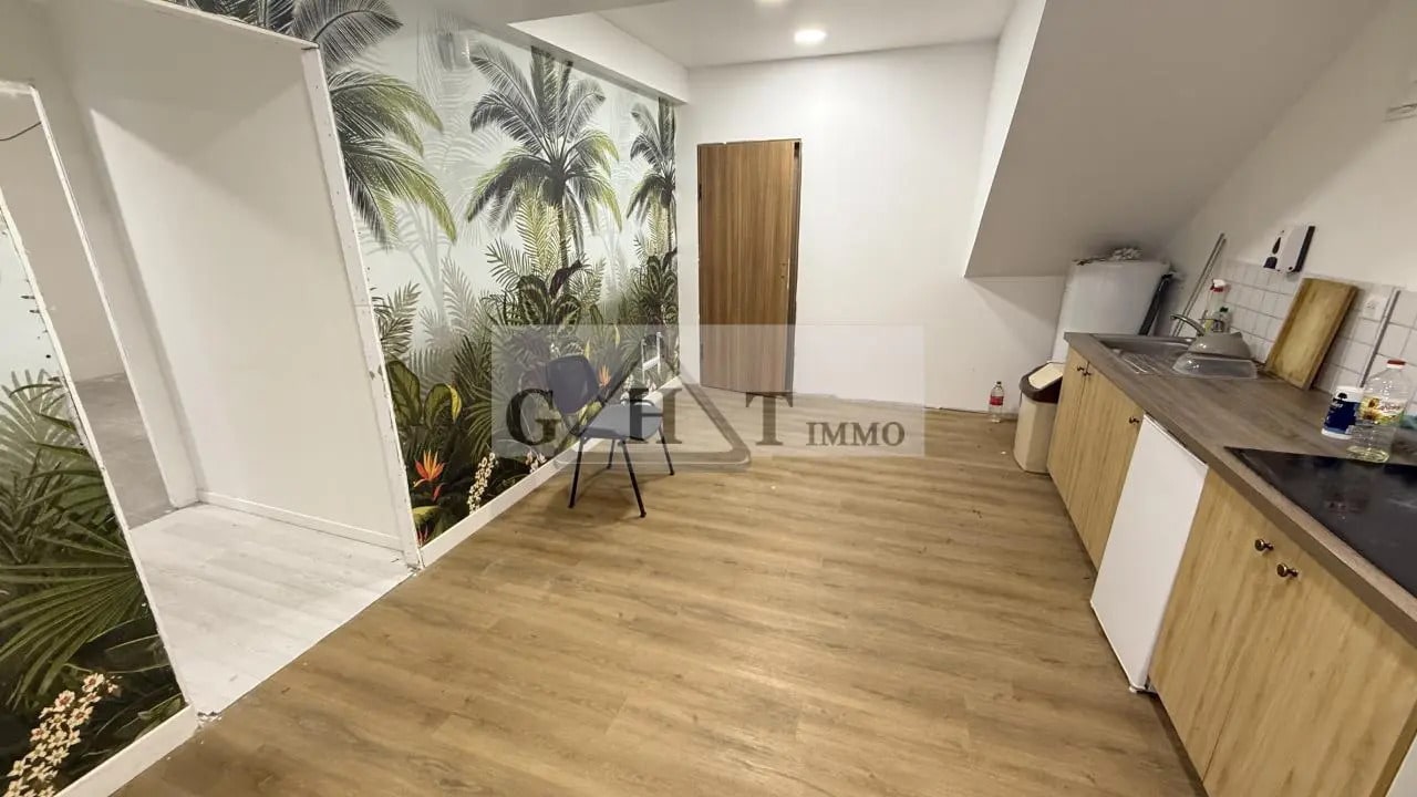 Industriel/Logistique dans Villenoy à vendre Photo de l’immeuble– Image 1 sur 17