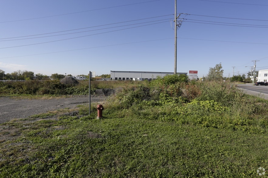 Rd Côte-nord, Boisbriand, QC à vendre - Photo principale – Image 1 sur 3