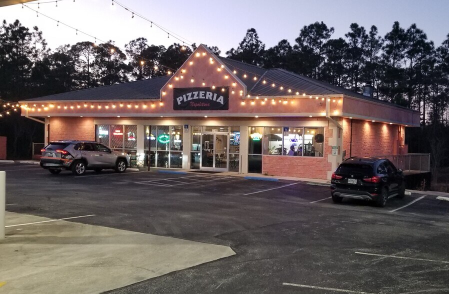 13160 Sorrento Rd, Pensacola, FL à vendre - Photo de l’immeuble – Image 1 sur 2