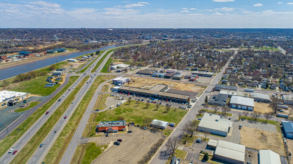 340 Webster ave, North Mankato, MN à louer - Photo de l’immeuble – Image 2 sur 8