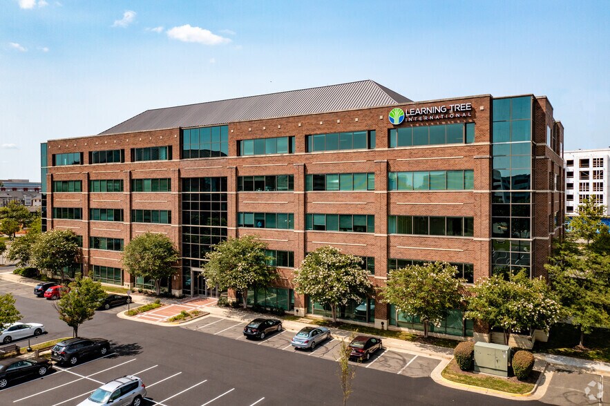 13650 Dulles Technology Dr, Herndon, VA à louer - Photo de l’immeuble – Image 2 sur 6