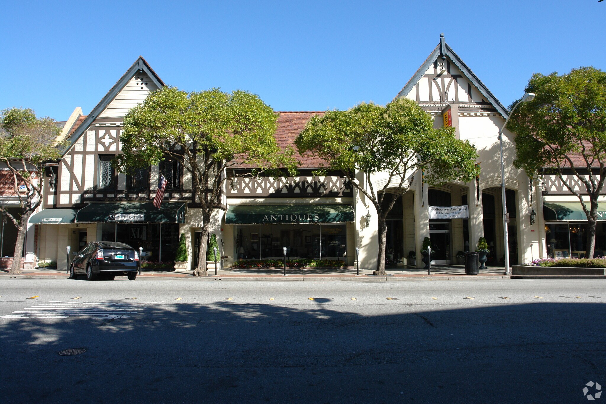 55 E 3rd Ave, San Mateo, CA à louer Photo de l’immeuble– Image 1 sur 10