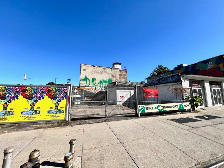 148 Flushing Ave, Brooklyn, NY à louer - Photo de l’immeuble – Image 1 sur 3