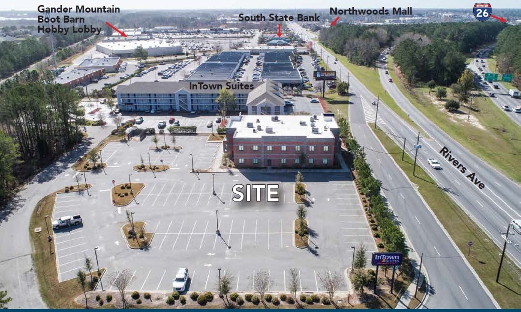 8084 Rivers Ave, North Charleston, SC à louer Aérien– Image 1 sur 26