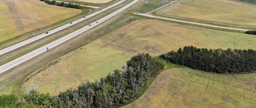 Township Road 382, Rural Red Deer County, AB à vendre - Aérien – Image 3 sur 5
