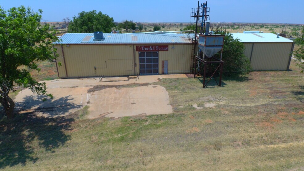 1016 County Rd E, Lamesa, TX à vendre - Photo de l’immeuble – Image 3 sur 58