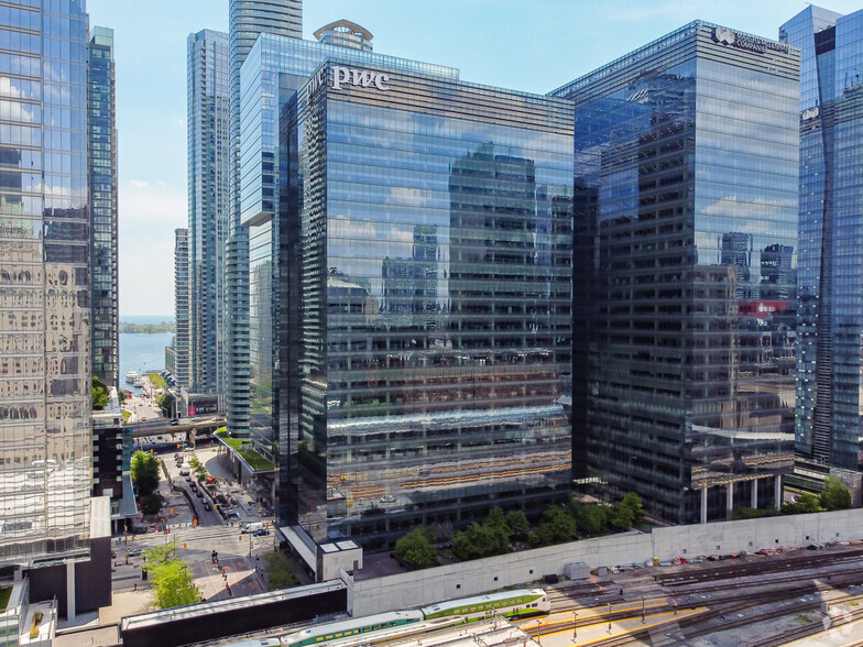 18 York St, Toronto, ON à louer - Photo de l’immeuble – Image 1 sur 7