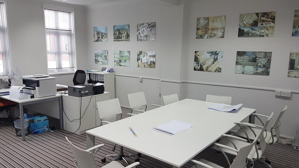 16 Wright St, Hull à vendre - Photo intérieure – Image 3 sur 5