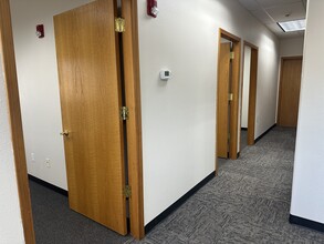 8656 W Gage Blvd, Kennewick, WA à louer Photo intérieure– Image 2 sur 5