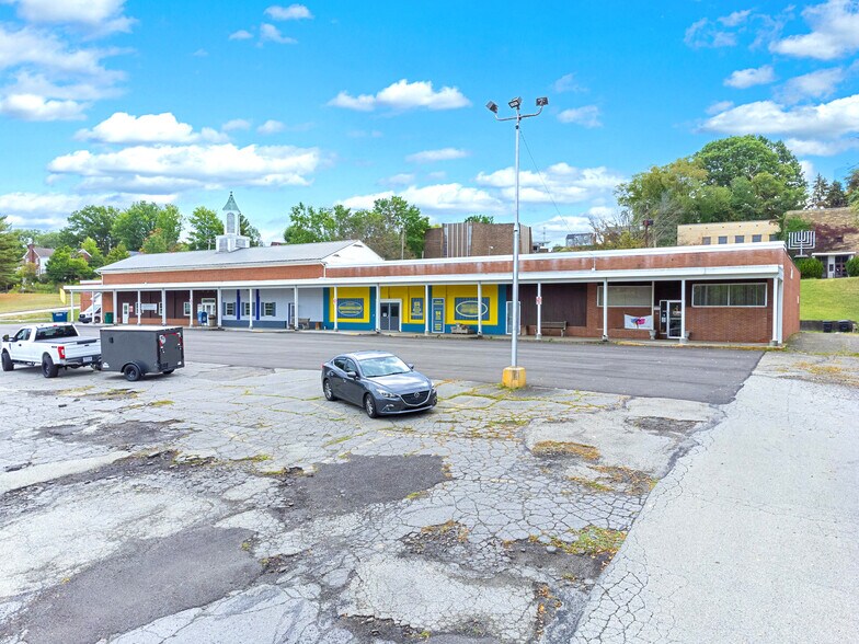 1295 Grand Blvd, Monessen, PA à vendre - Photo de l’immeuble – Image 2 sur 15