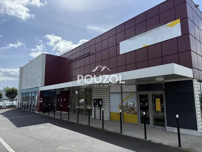 Plus de détails pour Local commercial à vendre