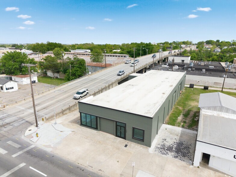 1702 Franklin Ave, Waco, TX à louer - Photo de l’immeuble – Image 2 sur 6