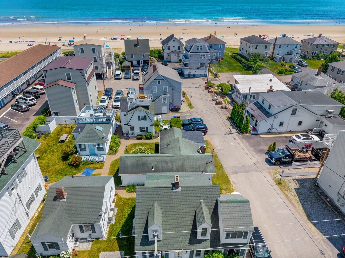 165 E Grand Ave, Old Orchard Beach, ME 04064 - Lot 6 - - Photo intérieure - Image 1 of 24