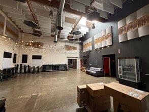 2636 N Ontario St, Burbank, CA à louer Photo intérieure– Image 2 sur 12