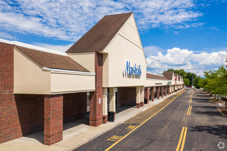 1425-1433 Route 300, Newburgh, NY à louer - Photo principale – Image 1 sur 8