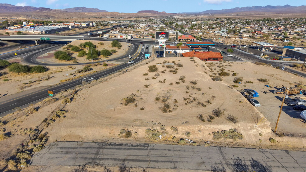 2nd St, Barstow, CA à vendre - Photo principale – Image 1 sur 13
