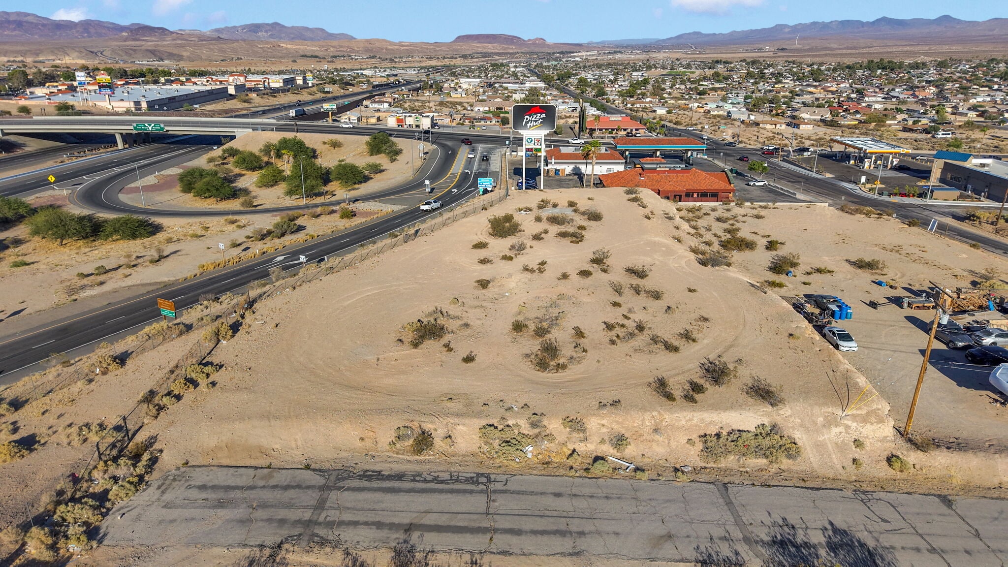 2nd St, Barstow, CA à vendre Photo principale– Image 1 sur 14