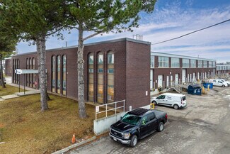 Plus de détails pour 4480 Chesswood Dr, Toronto, ON - Industriel/Logistique à louer