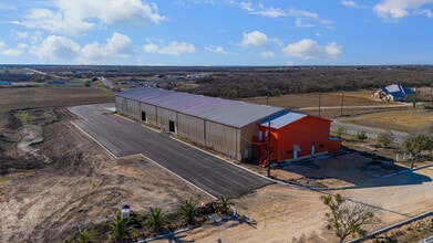 3411 FM465, Seguin, TX à louer Photo intérieure– Image 2 sur 30