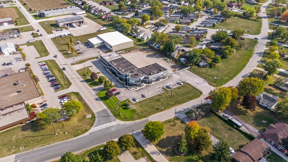 301 Croft Dr, Windsor, ON à vendre - Photo de l’immeuble – Image 2 sur 25