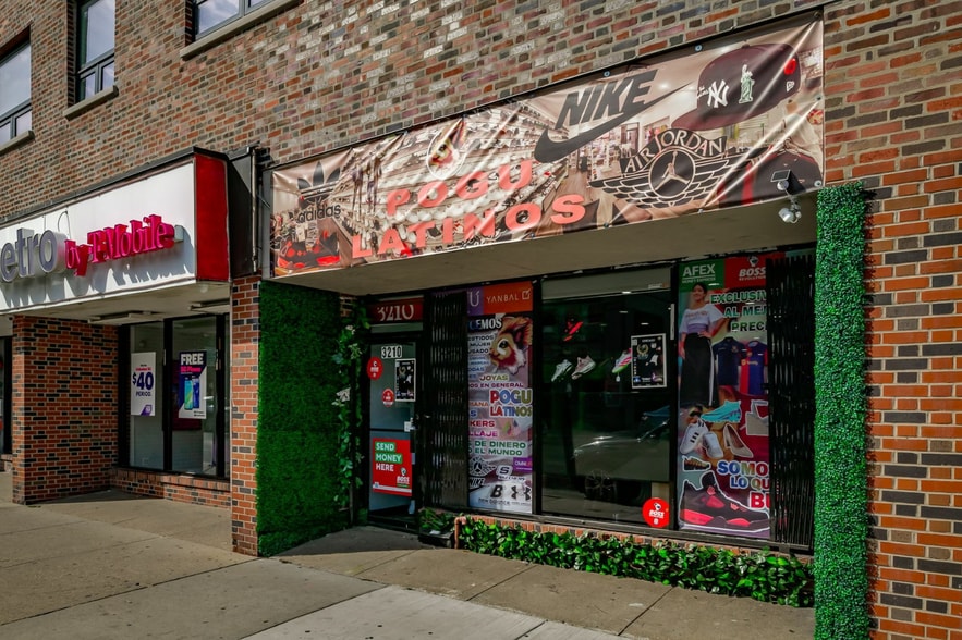 3210 W Lawrence Ave, Chicago, IL à vendre - Photo de l’immeuble – Image 2 sur 42