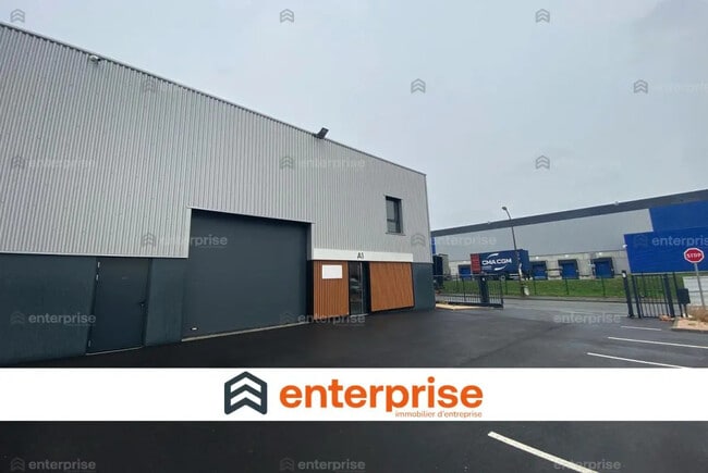 Plus de détails pour Local d'activités à louer