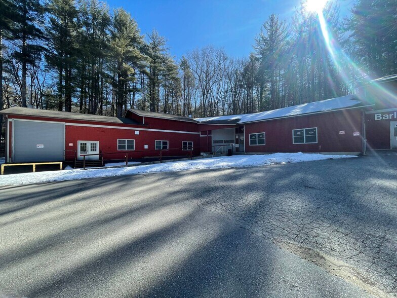 158 Greeley St, Hudson, NH à vendre - Photo de l’immeuble – Image 1 sur 17