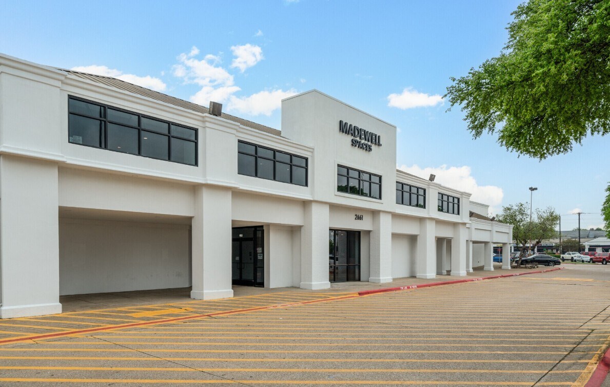 2661 Midway Rd S, Carrollton, TX à louer Photo de l’immeuble– Image 1 sur 33