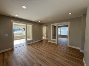 4212 S Highland Dr, Millcreek, UT à louer Photo de l’immeuble– Image 2 sur 7