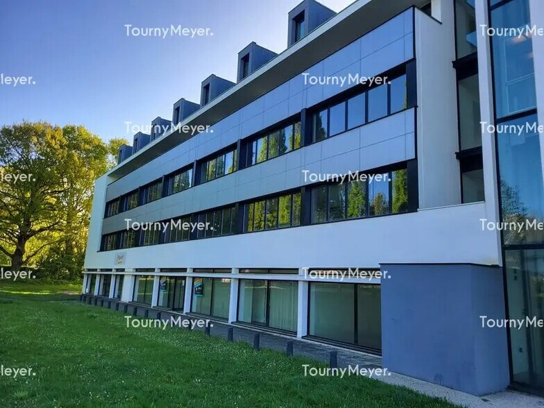 Bureau dans Rennes à louer - Photo de l’immeuble – Image 1 sur 2