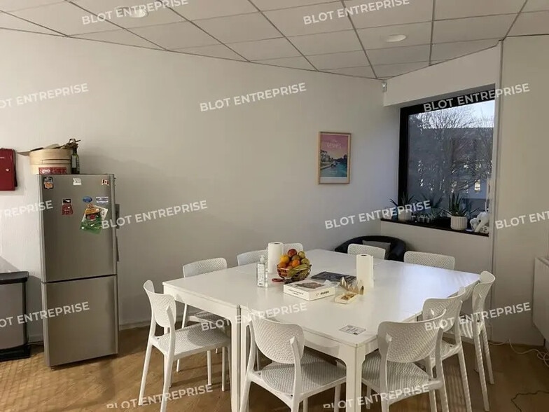 Bureau dans Cesson-Sévigné à louer - Photo intérieure – Image 3 sur 4