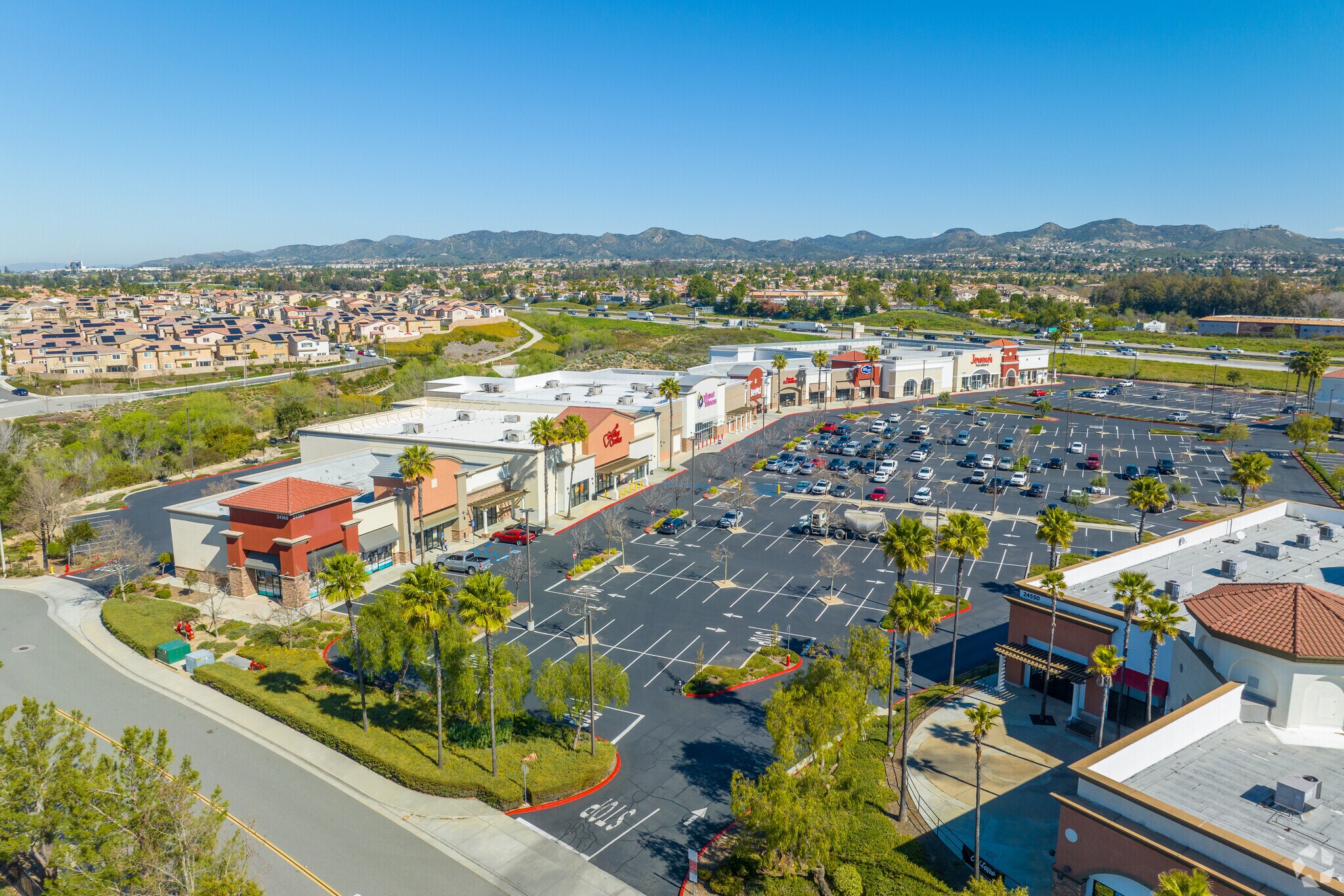24420-24490 Village Walk Pl, Murrieta, CA à louer Aérien– Image 1 sur 23