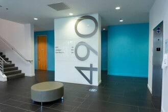 680 N McCarthy Blvd, Milpitas, CA à louer Photo intérieure– Image 1 sur 8