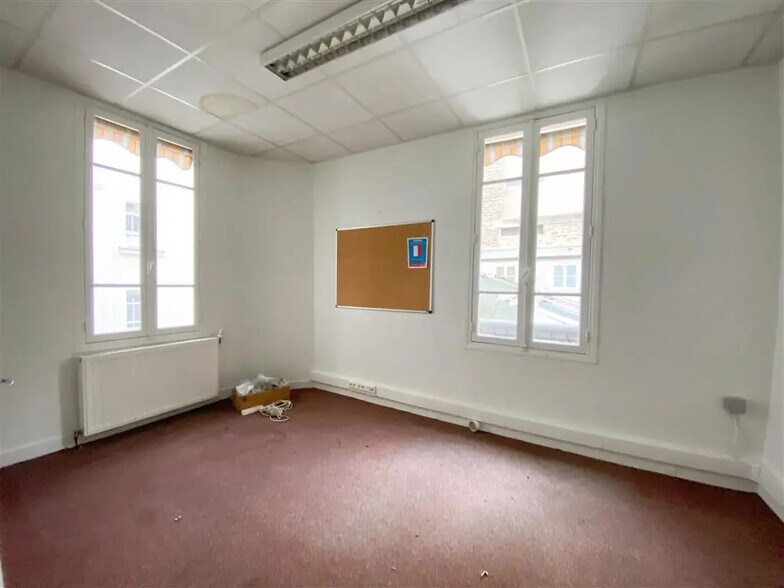 Bureau dans Paris à louer - Photo de l’immeuble – Image 3 sur 8