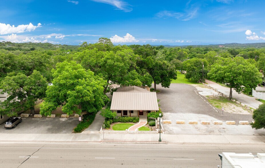 302 S Main St, Boerne, TX à vendre - Photo de l’immeuble – Image 3 sur 20