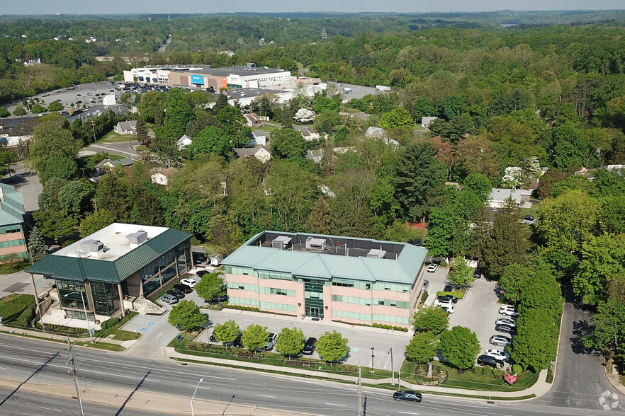 940 W Sproul Rd, Springfield Township, PA à louer - Aérien – Image 2 sur 3