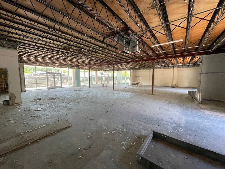 1814 Edgewater Dr, Orlando, FL à louer - Photo de l’immeuble – Image 3 sur 3