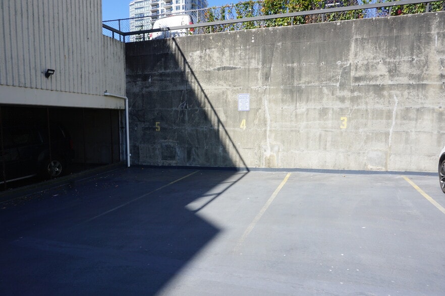 View Photo
