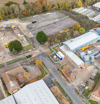 Plus de détails pour 40-44 Bradfield Rd, Wellingborough - Terrain à louer