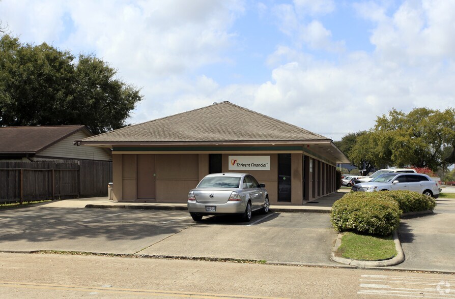 17450 El Camino Real, Houston, TX à louer - Photo de l’immeuble – Image 2 sur 11