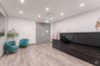 2233 Argentia Rd, Mississauga, ON à louer Photo intérieure– Image 1 sur 5