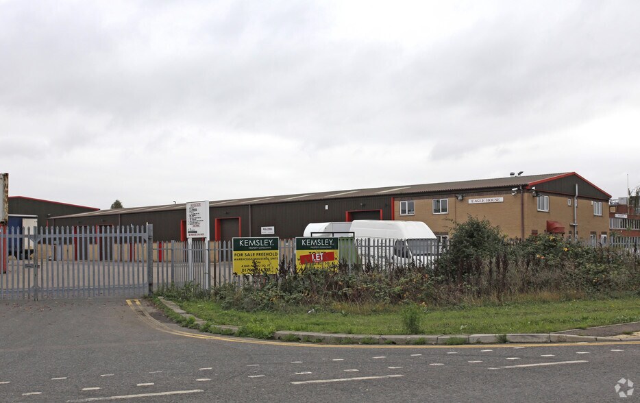 Ferry Ln, Rainham à louer - Photo principale – Image 1 sur 4