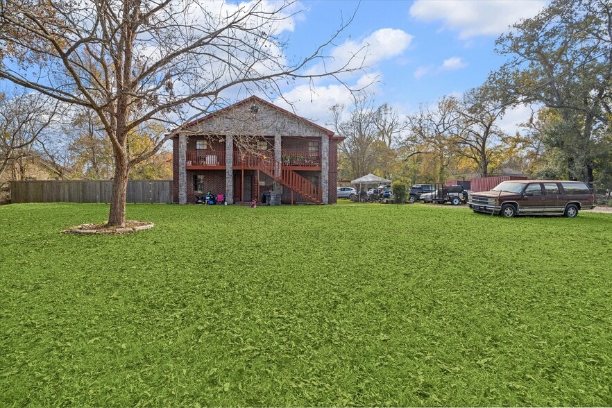 9114 1/2 N Green River Dr, Houston, TX à vendre - Photo de l’immeuble – Image 3 sur 10