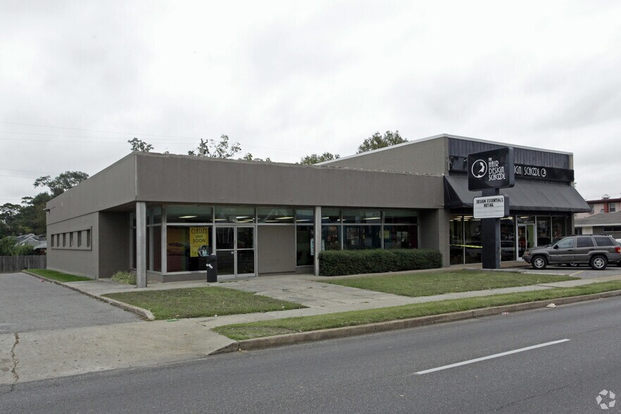 804 S Highland St, Memphis, TN à vendre - Photo principale – Image 1 sur 32