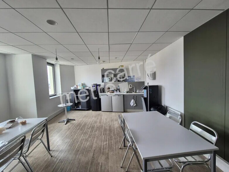 Bureau dans Nantes à louer - Photo de l’immeuble – Image 2 sur 7