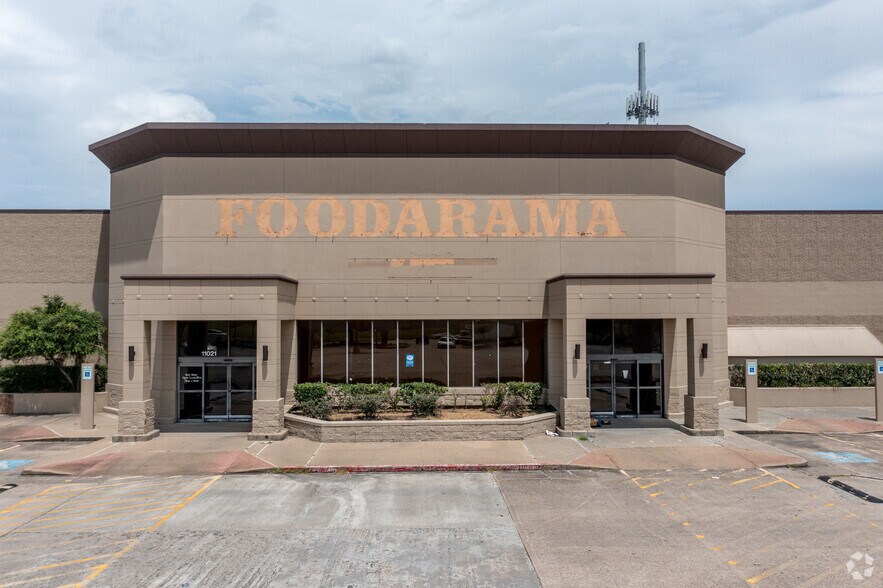 11021 Fuqua St, Houston, TX à louer - Photo de l’immeuble – Image 3 sur 27